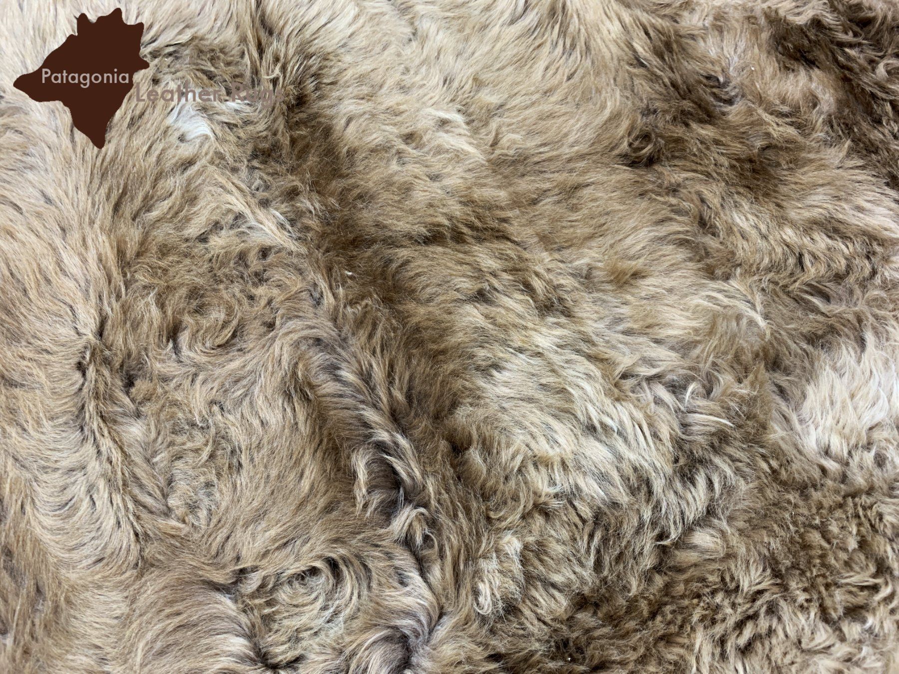 Tappeti: Neuseeland Lammfell Teppich – Nuovo e nell'imballaggio originale da Arbedo venduto da patagonialeatherrugs 2