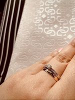 Bague de fiançailles en or blanc et diamants