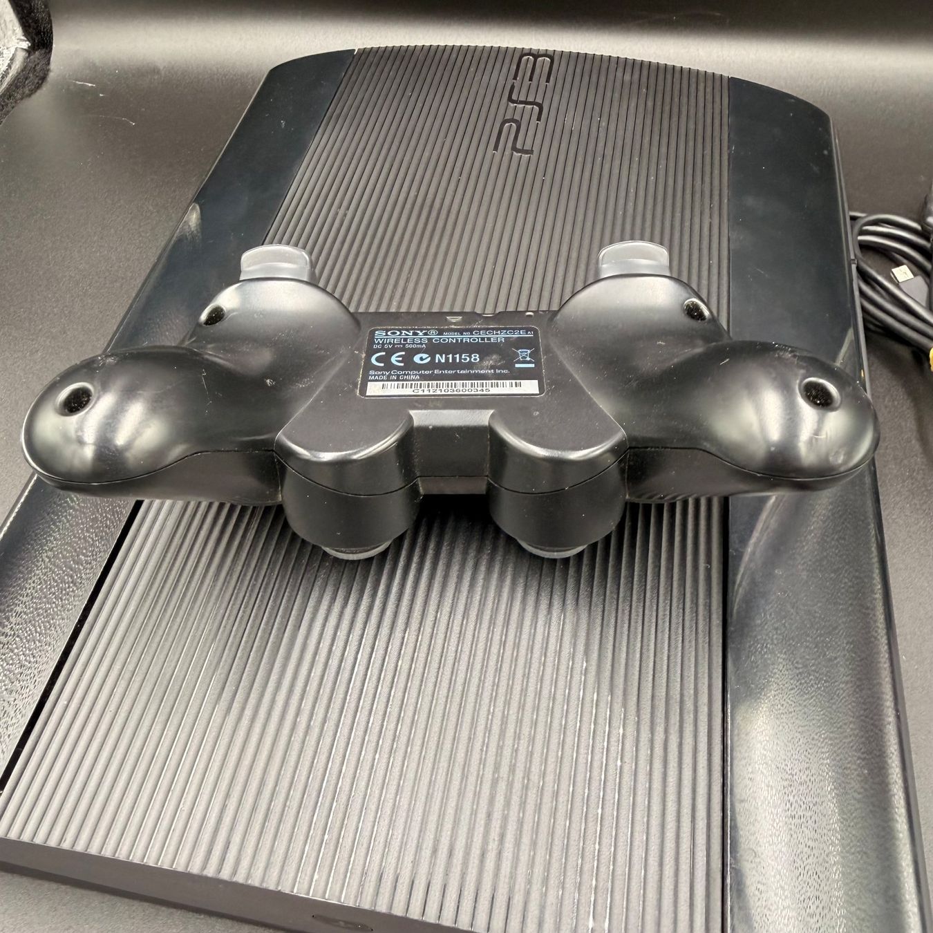 Sony Consoles: PlayStation 3 Super Slim 500GB – D'occasion à Düdingen par Nerdworld 3