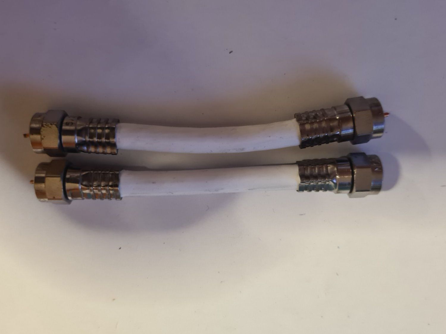 Componenti elettronici: Koaxial Stecker Sortiment mit dem blauem Behälter – Usato da Zürich venduto da Alibaba1234 1