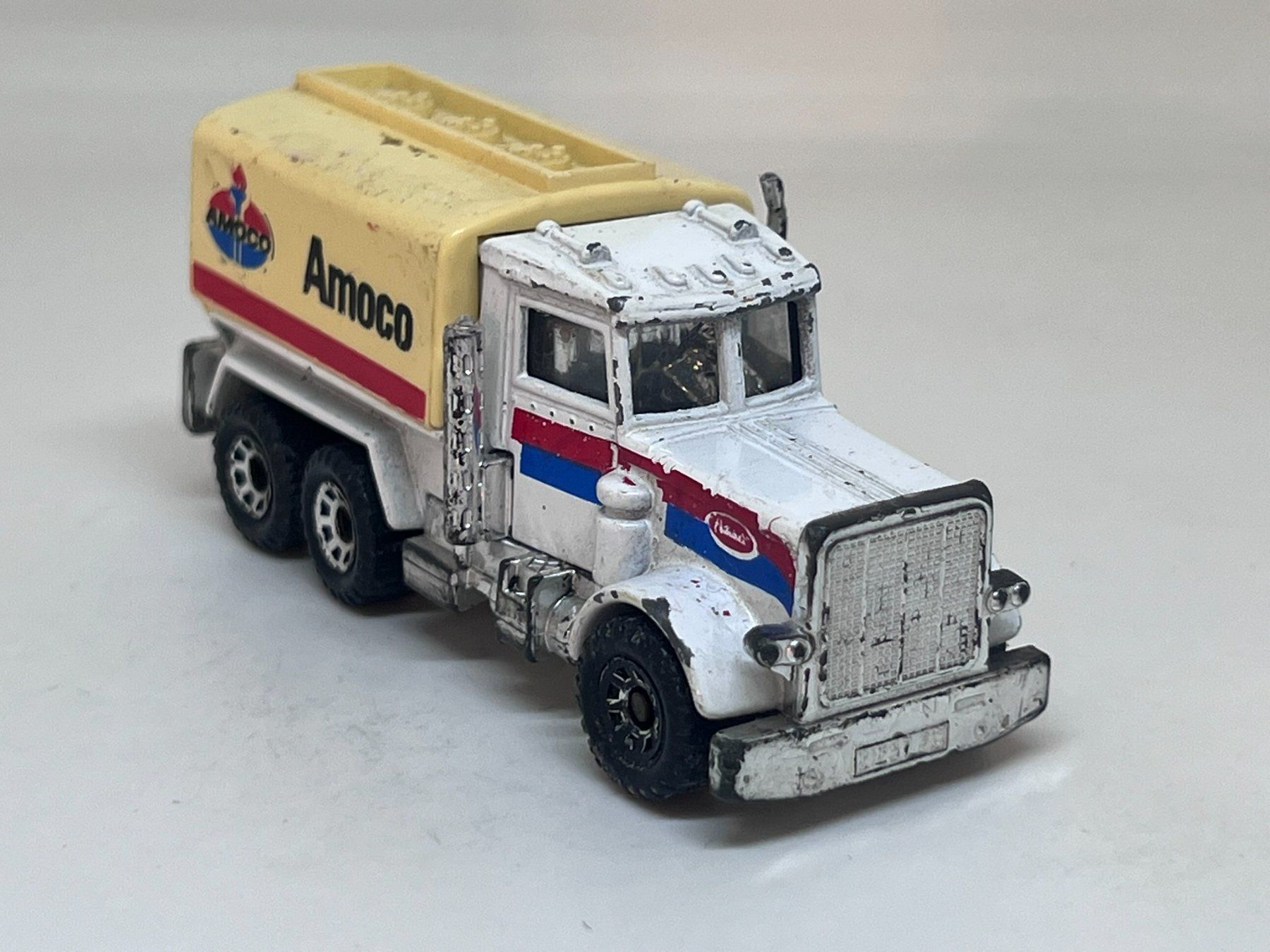 Matchbox Modellini d'auto: Matchbox Peterbilt #259 – Usato da Wildegg venduto da LaaBoutique