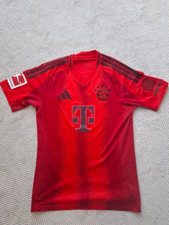 Fussball Trikot FC Bayern München Adidas rot Grösse S