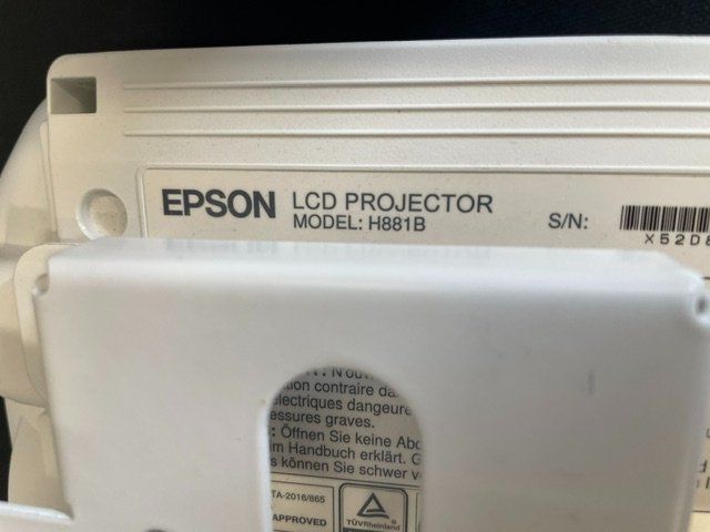 Epson Videoprojektoren: Epson LCD Projector Model H881B – Gebraucht aus Regensdorf von OfficeExperts 2