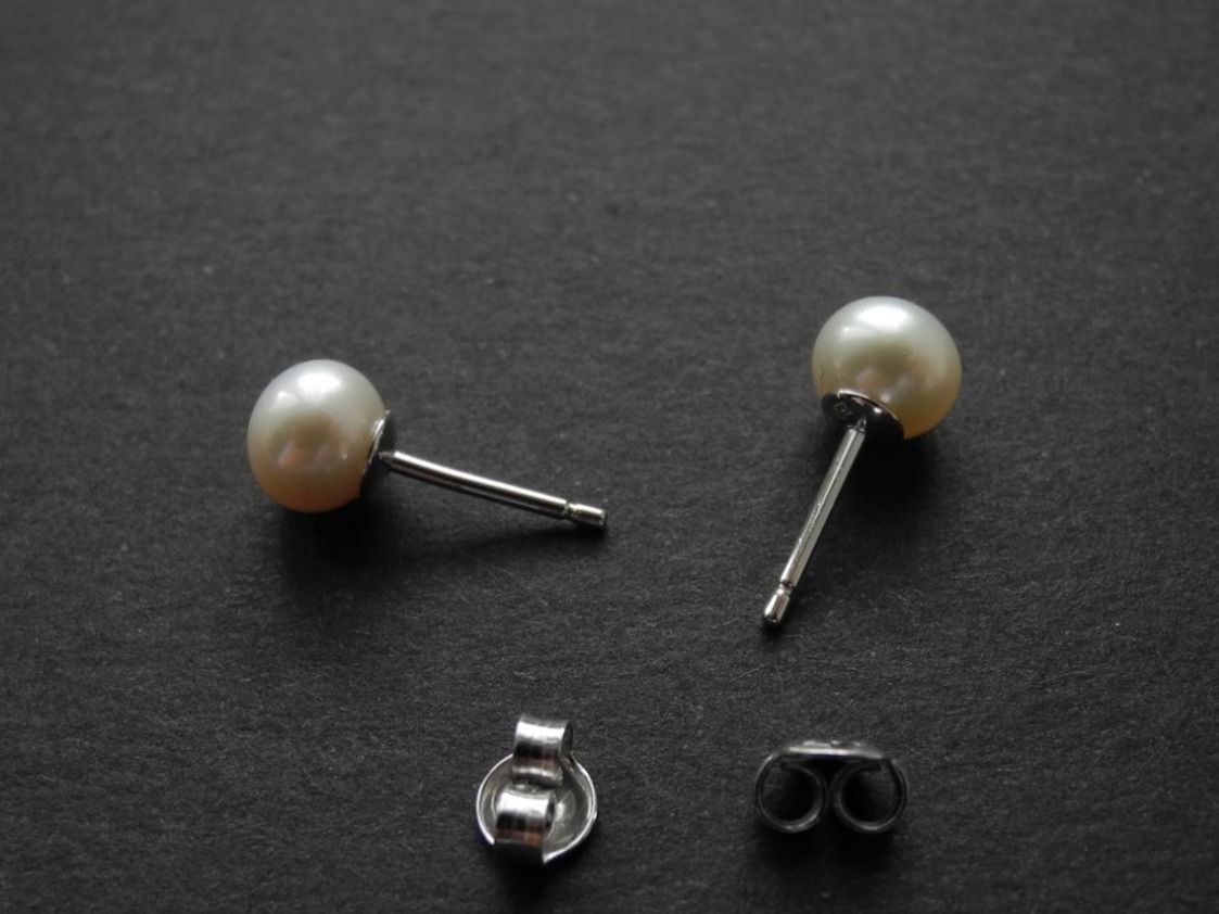 Orecchini pendenti & Orecchini a lobo: Ohrstecker 925 Silber mit Perlen – Nuovo (secondo la descrizione) da Balsthal venduto da qwer24 2