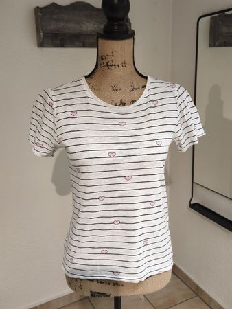 ONLY Shirt Gr. XS gestreift mit Herzen, Sommer, Top Zustand