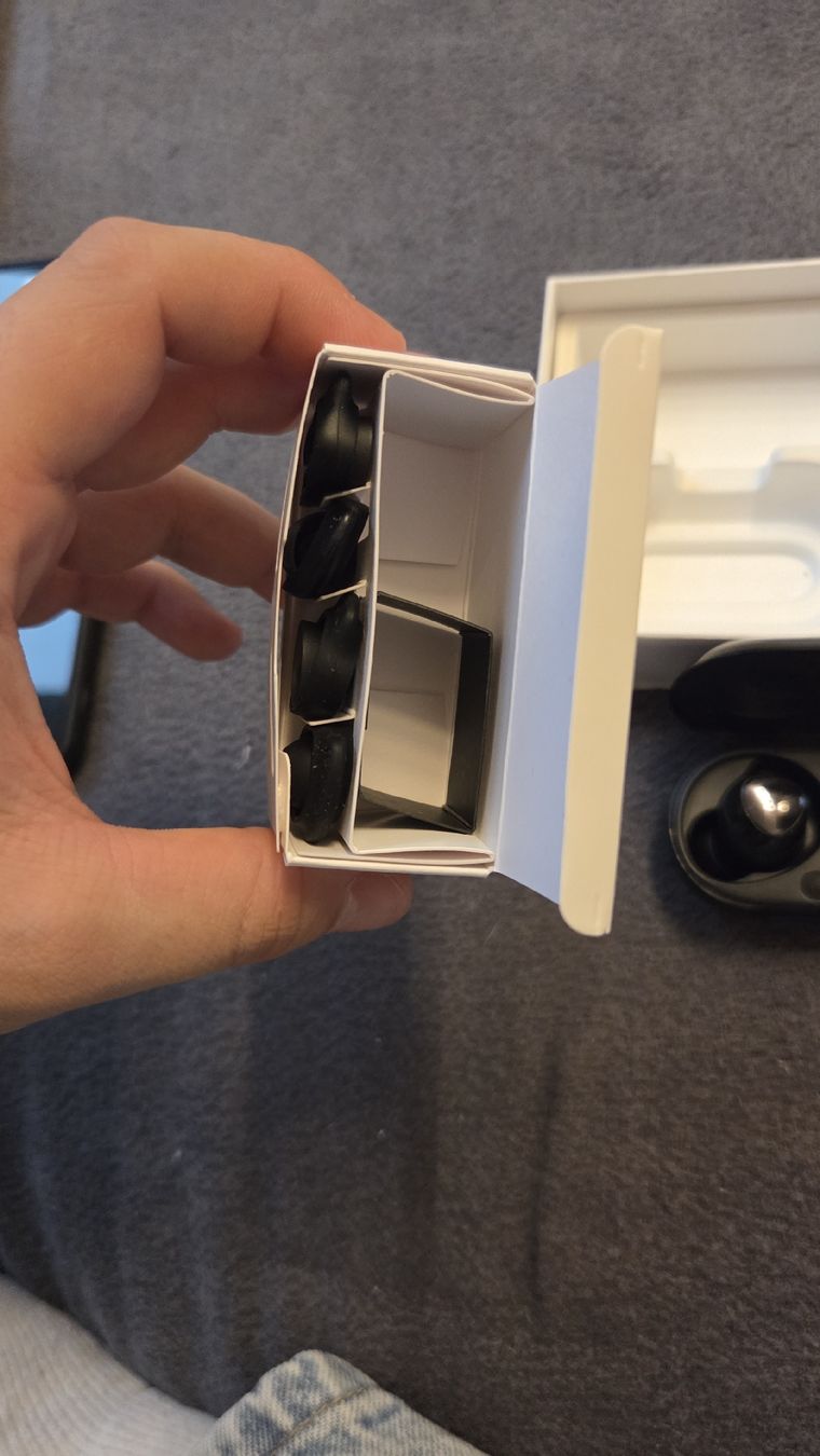 Samsung Cuffie: Samsung galaxy buds+ – Usato da Cheseaux-Lausanne venduto da florine16 3