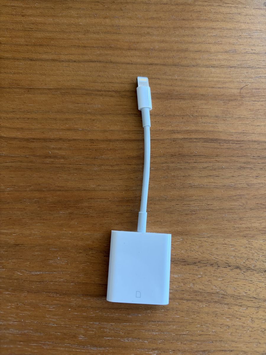 Apple Unità & Adattatore: Apple Lightning auf SD Kartenlesegerät – Usato da Forch venduto da Strawberry_JvN 2