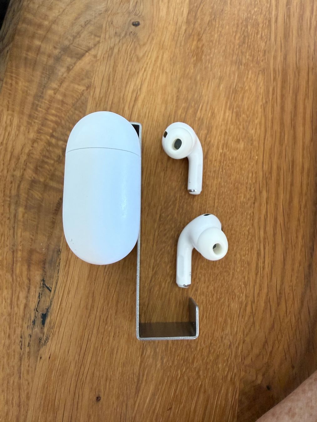 Apple Cuffie: APPLE AirPods Pro 2 (USB-C) – Usato da Lausanne venduto da Nine1982 6