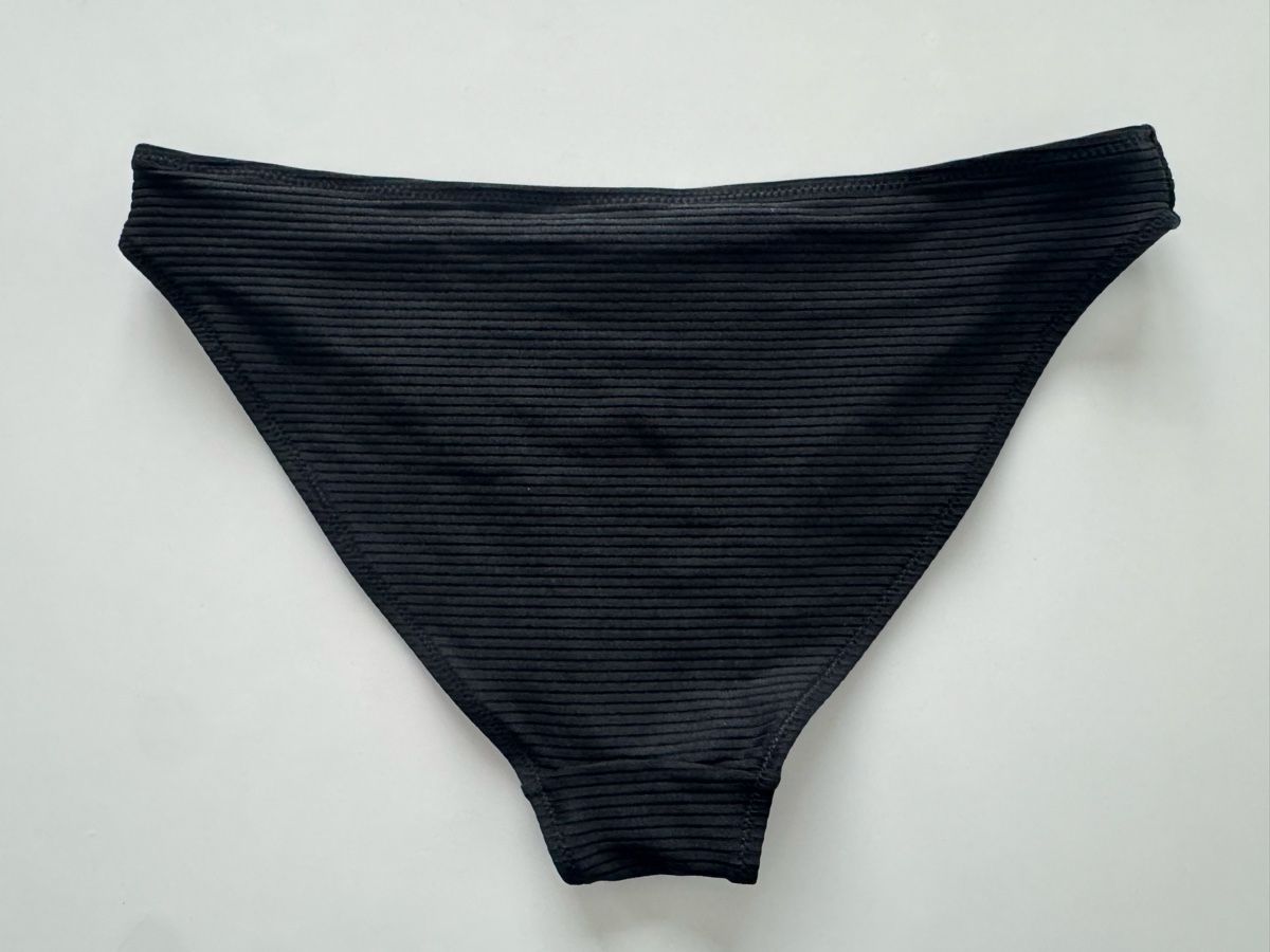 H&M Hosen: H&M Bikinihose schwarz Grösse 34 – Neu (gemäss Beschreibung) aus Arbon von leu_g29t 2