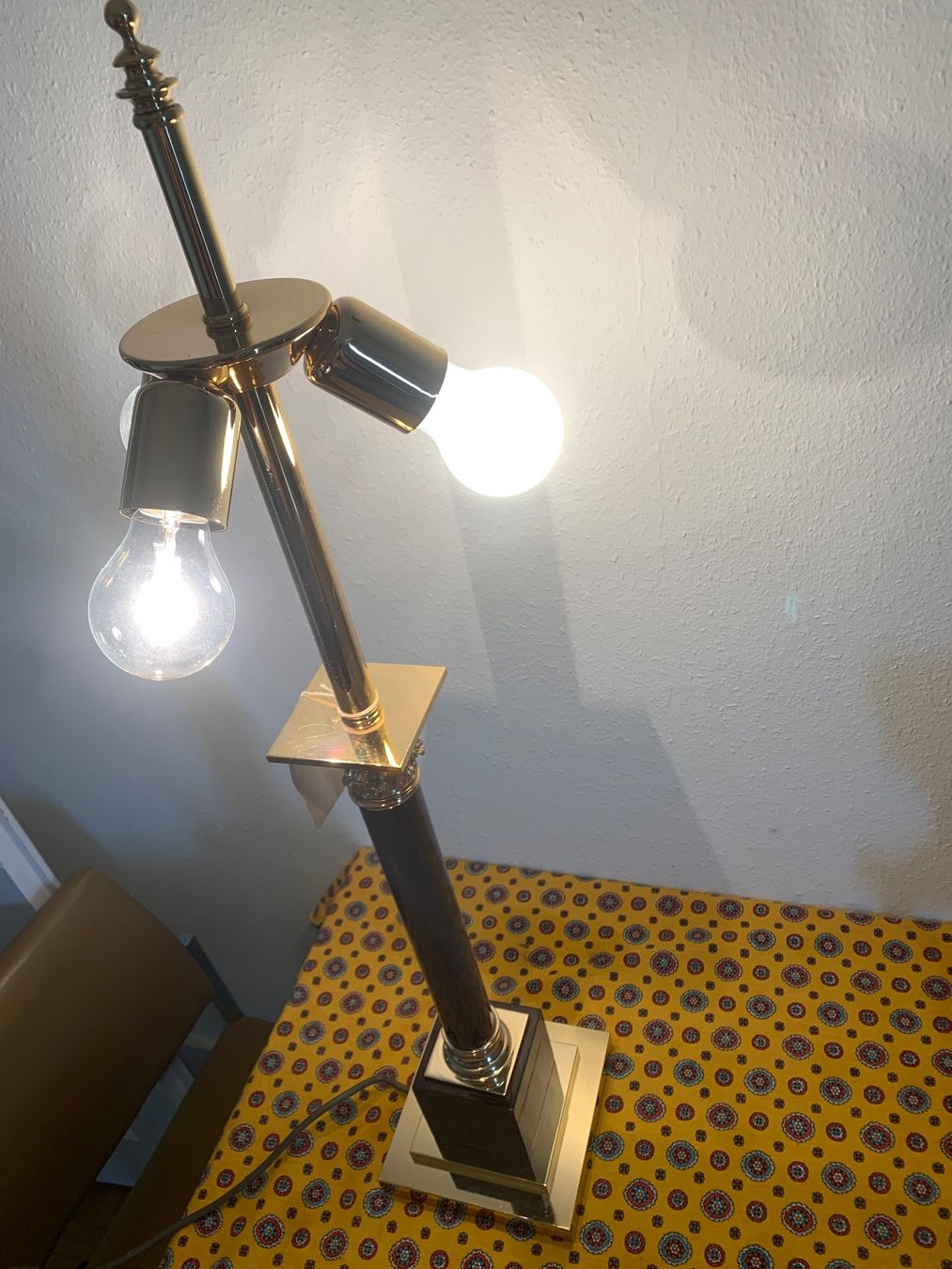 Lampade: Belle lampe Hollywood Regency  année 90 – Usato da Neuchâtel venduto da Aquila99 1