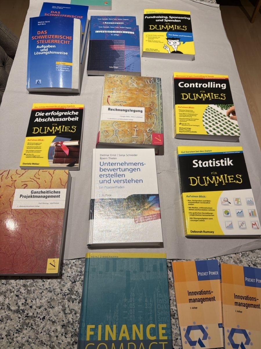 Libri: Grosse Sammlung BWL-Bücher zu verkaufen – Usato da Rorbas venduto da Manues 2