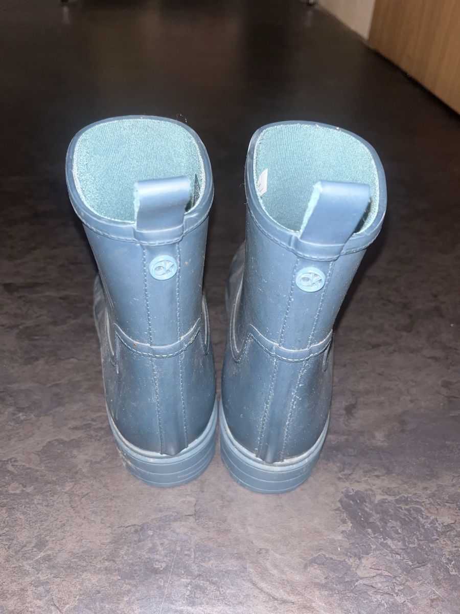 Scarpe da donna: schöne Calvin Klein Gummistiefel Gr. 39 – Usato da Bern venduto da Blumentopf. 2