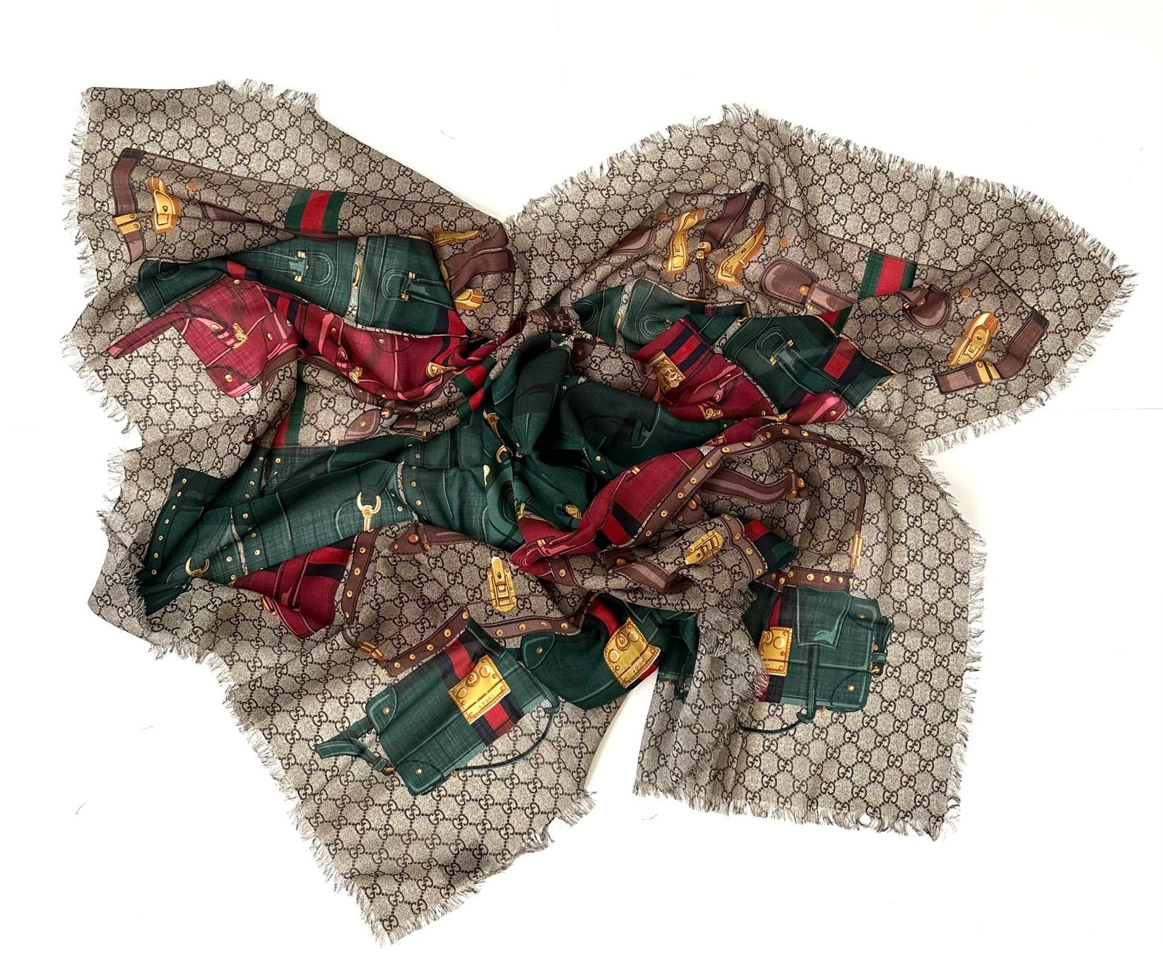 Gucci Foulard & Sciarpe: Gucci scialle – Nuovo (secondo la descrizione) da Pregassona venduto da Reluxuryspace 4