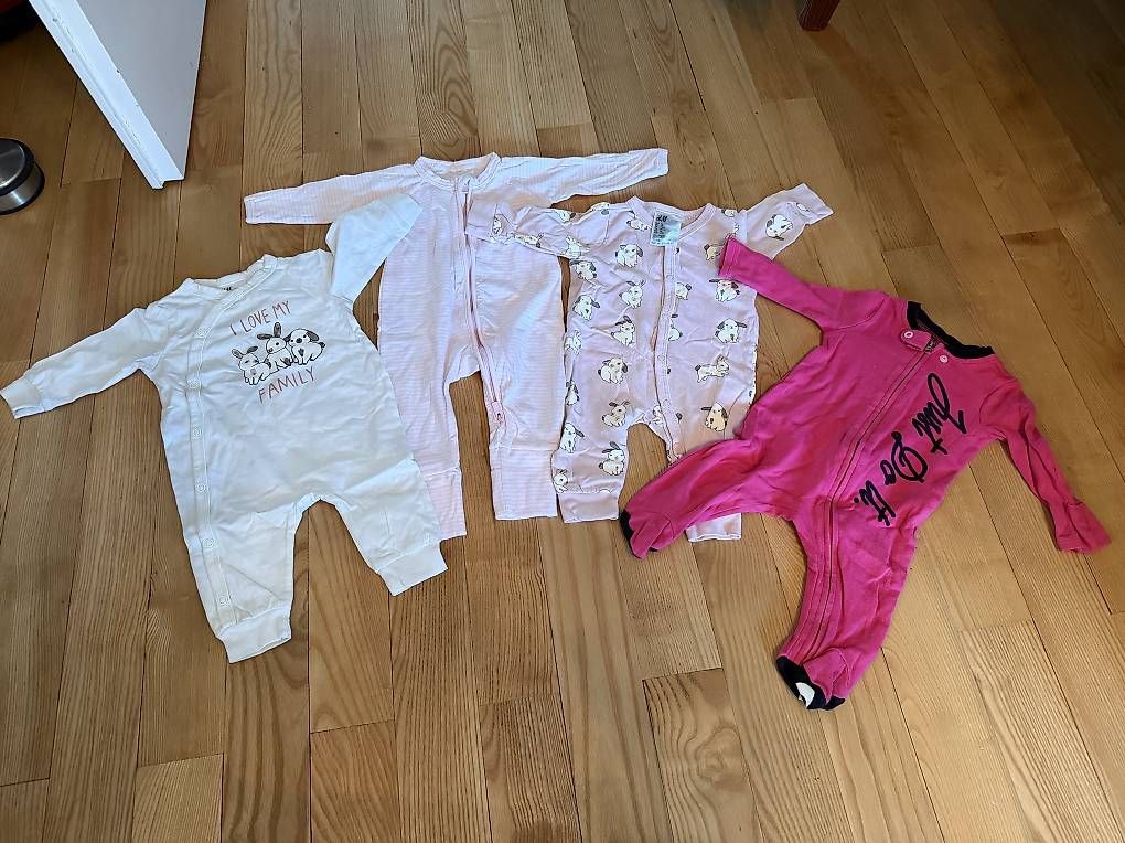 Lotti & Set di vestiti: Babykleider, Grösse 50/56 – Usato da Basel venduto da siwu1987 3