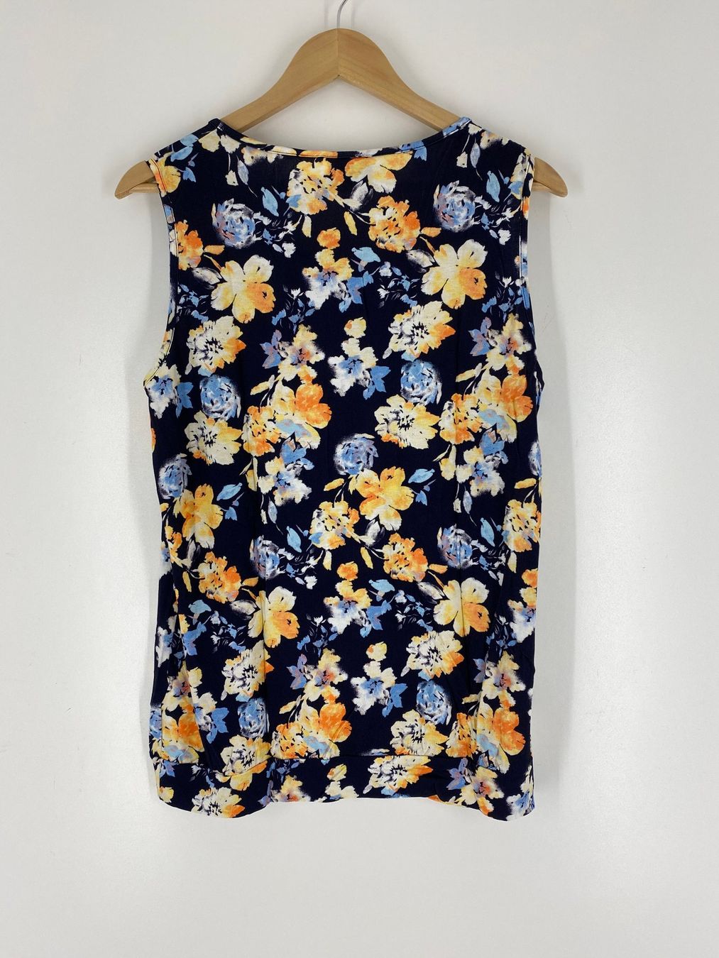Top: Top Shirt Paola, Grösse 44 – Usato da Mülligen venduto da Chleeblatt1941 1