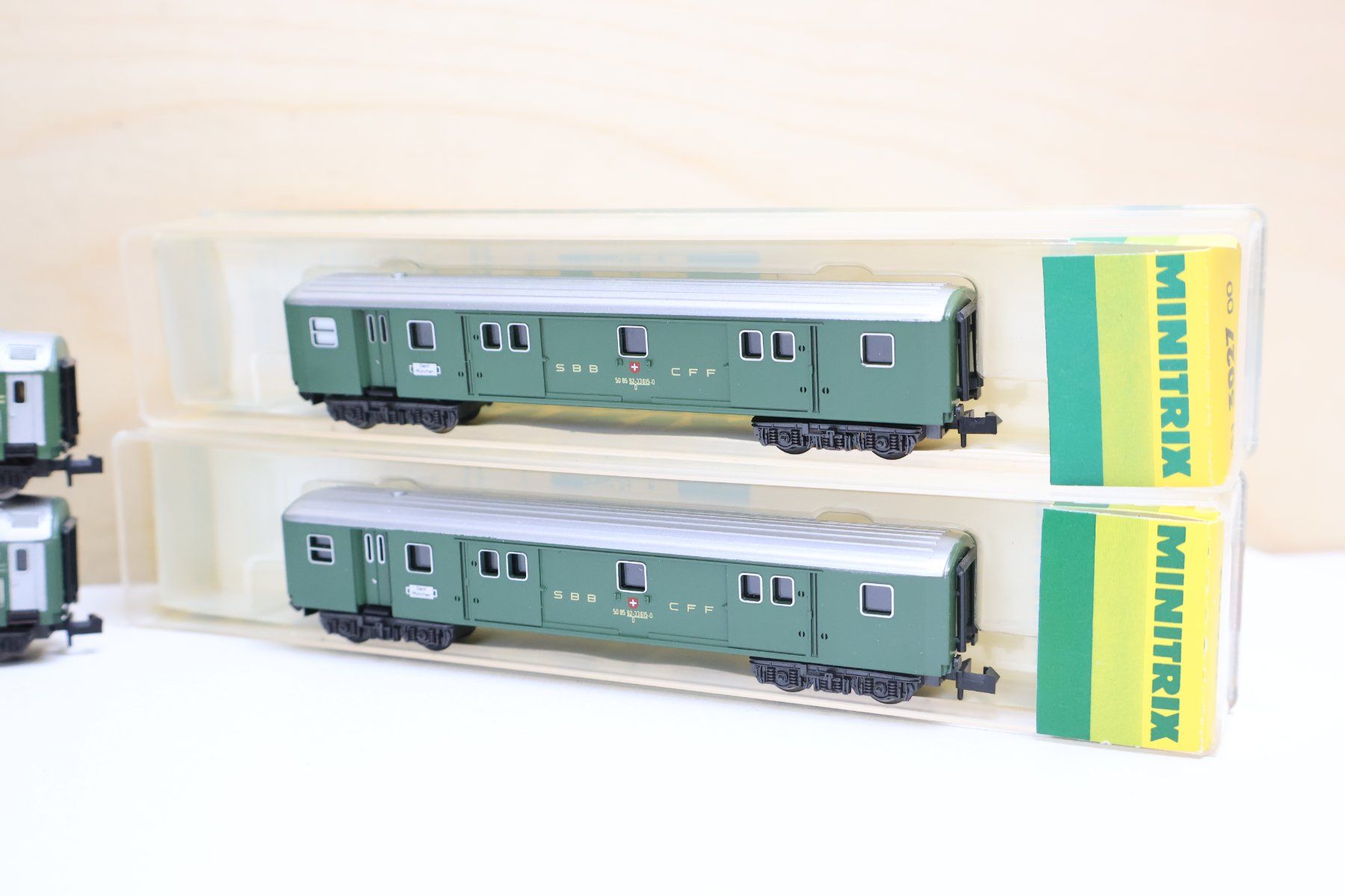 Trix Modellini di ferrovie: Minitrix 6 x SBB Personenwagen - Set – Usato da Winterthur venduto da Monstera 3