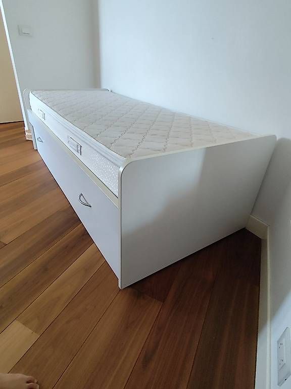 Letti: Letto singolo con estraibile – Usato da Castagnola venduto da ste_w6fj 2