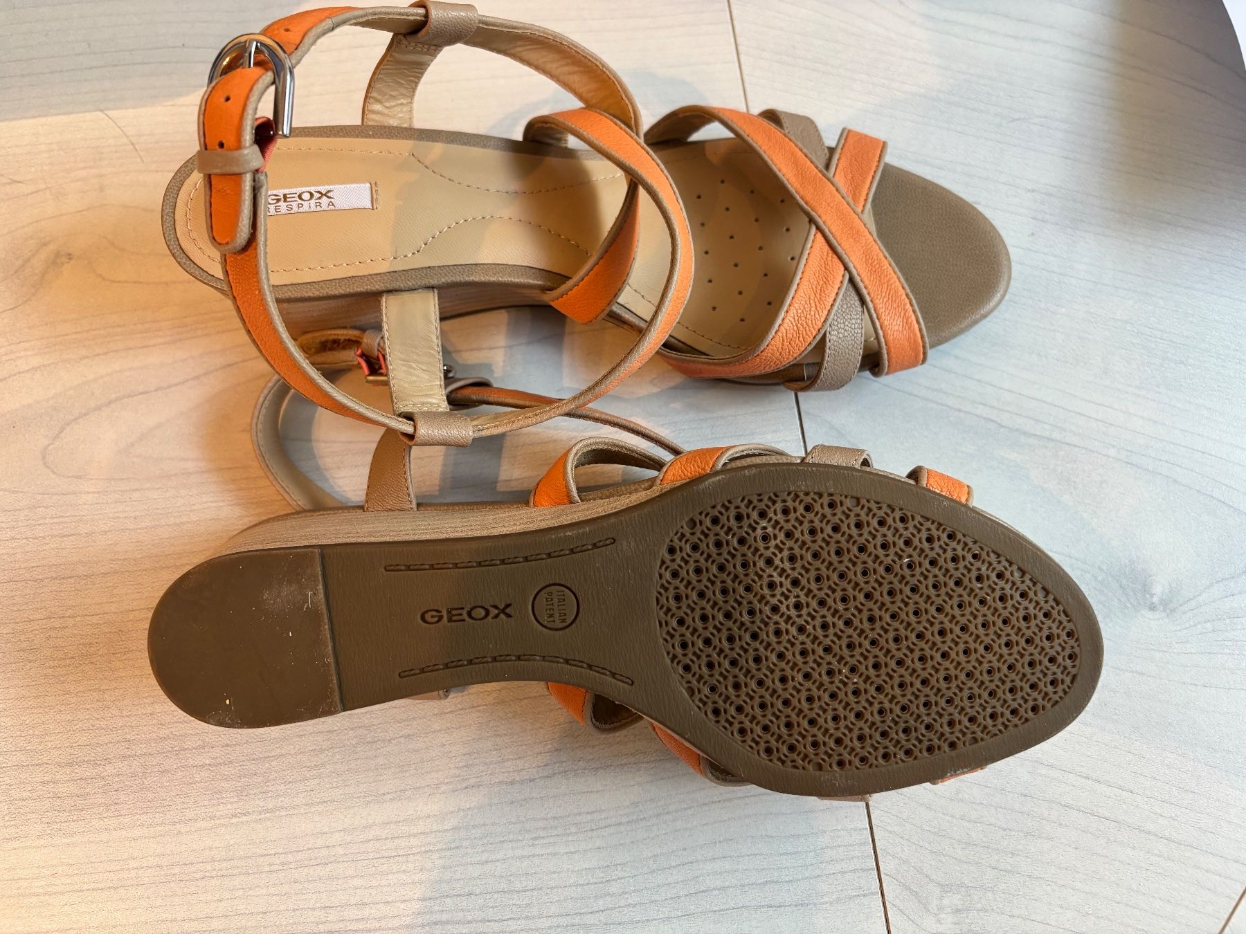 Geox Scarpe da donna: Sandale marque Géox – Nuovo (secondo la descrizione) da St-Blaise venduto da Chemar 3