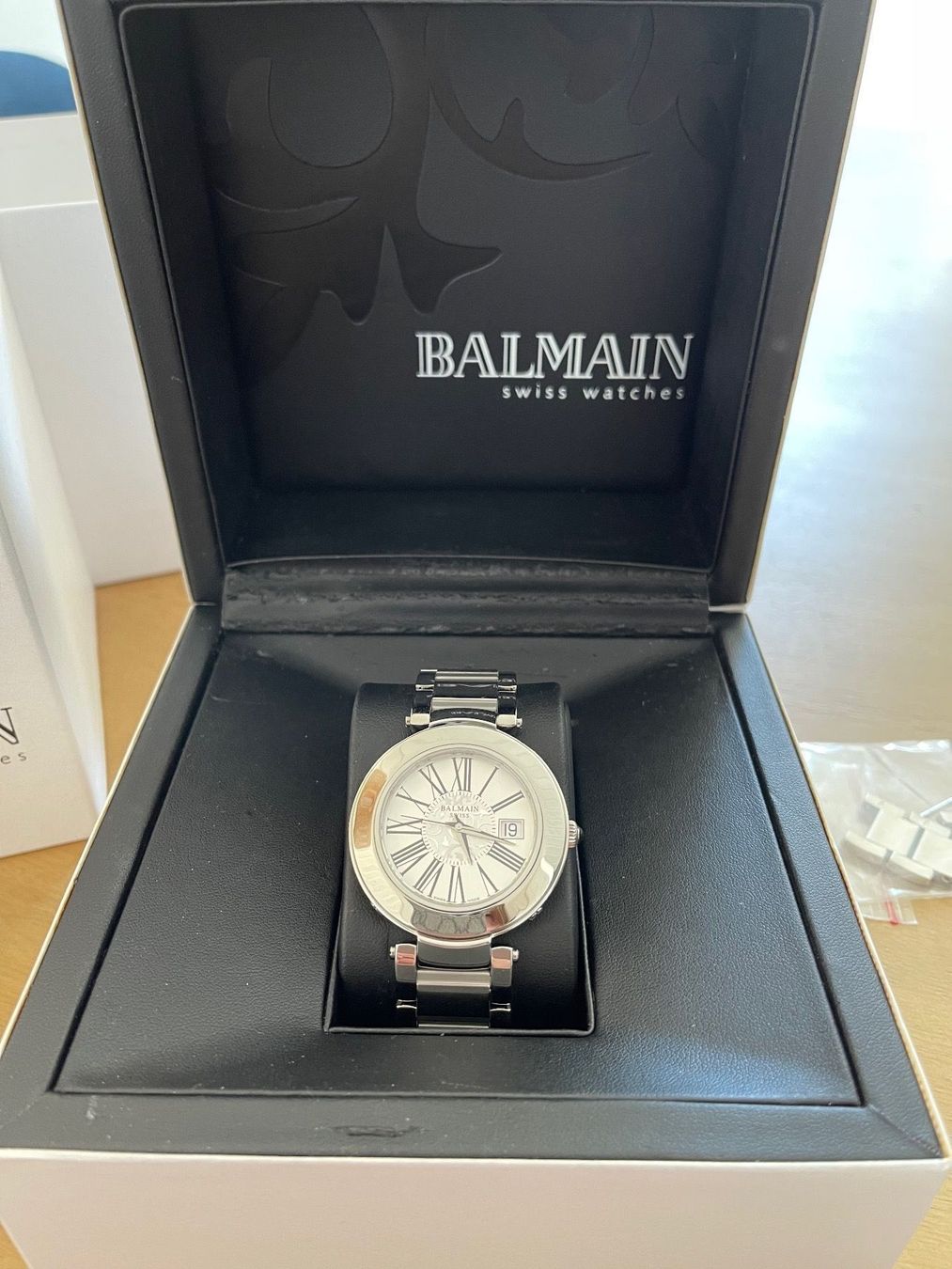Balmain Orologi: Montre Balmain - Neuve – Nuovo e nell'imballaggio originale da Grandvaux venduto da abbybe