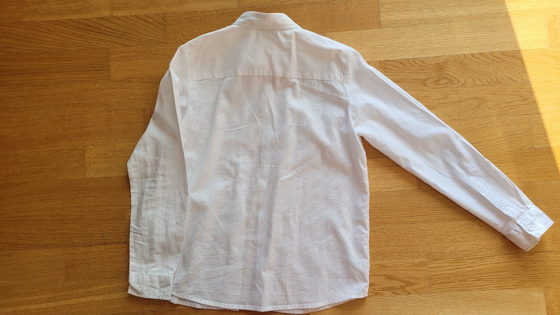 Hemden, T-Shirts & Polos: Kinderhemd gr. 146 – Gebraucht aus Winkel von Madziacz 2