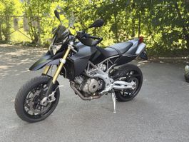 Aprillia Dorsoduro 750