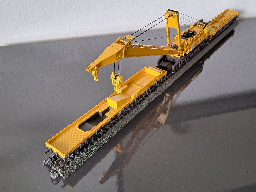 Bateau cargo et grue - Hape - Train en bois