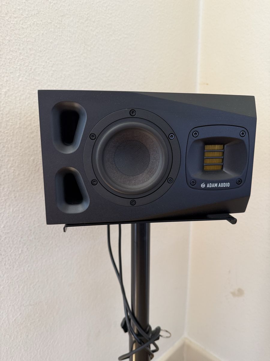 Adam Audio Haut-parleurs: ADAM AUDIO - A4V – Neuf (Voir description) à Lausanne par LePetitBrocanteur 1