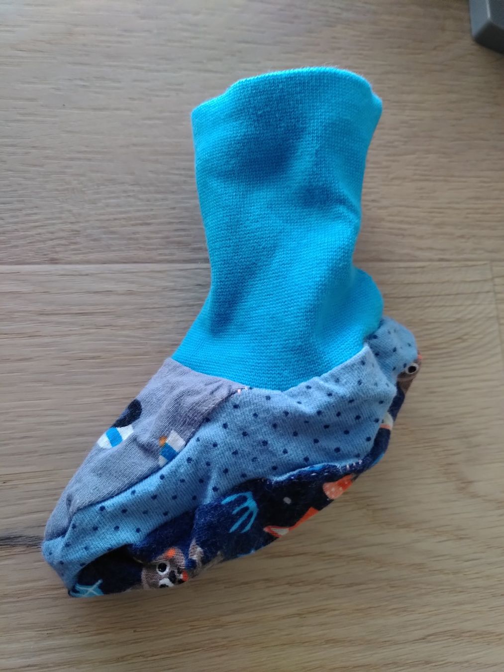Scarpe da uomo: Babyschuhe/Babysocken aus Baumwolle – Usato da Penthaz venduto da ann_l7zt 3