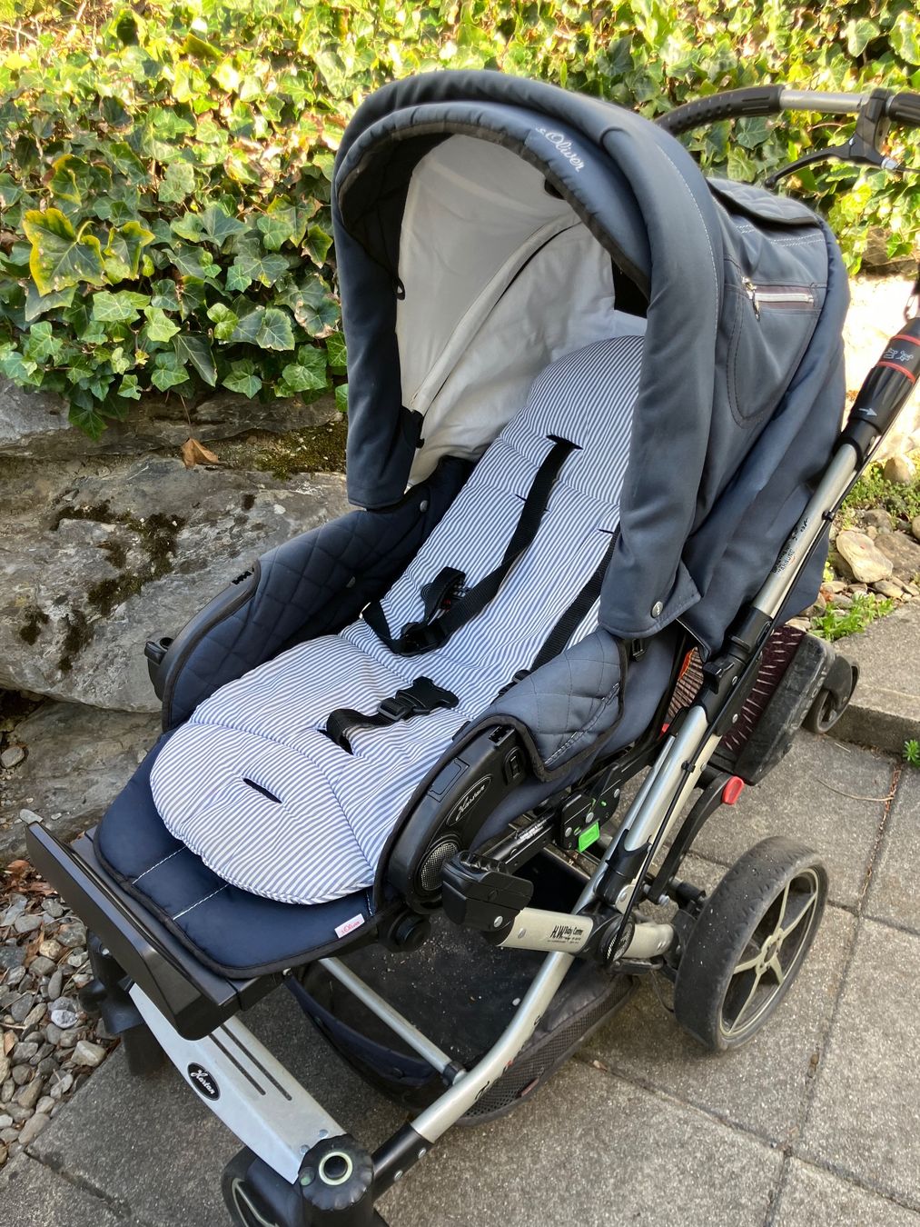 Hartan Carrozzine: Hartan Kinderwagen mit Babyschale – Usato da Chur venduto da steffeli04 2