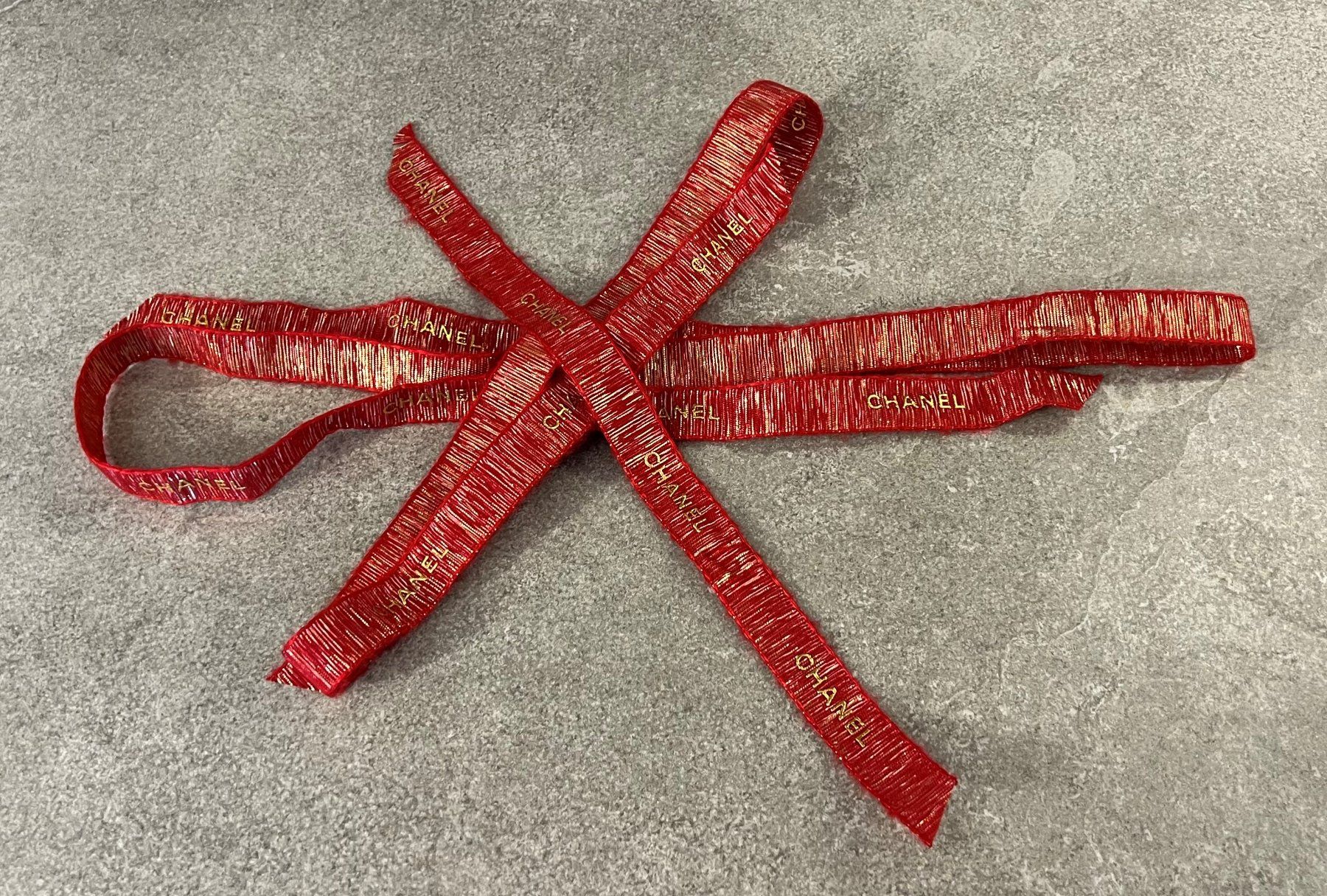 Nastri decorativi: CHANEL Bändel Set in RED ... – Nuovo e nell'imballaggio originale da Chur venduto da Lotti12 1