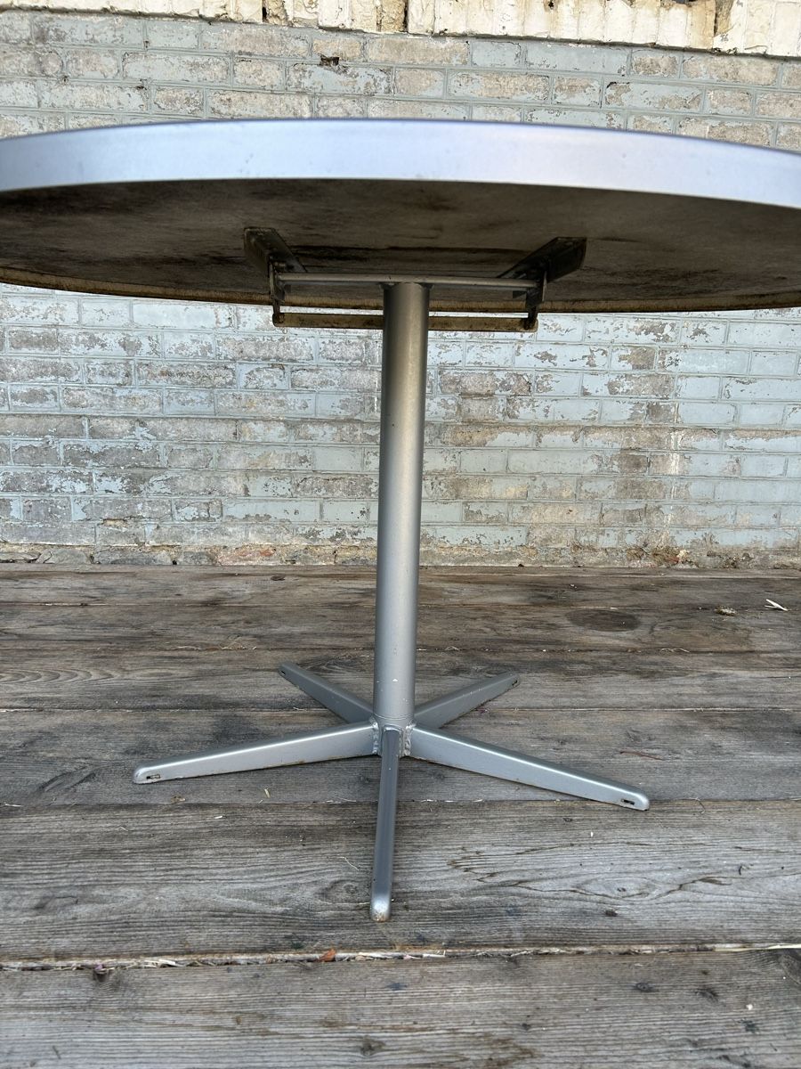 Tables: Tisch Gartentisch rund 120cm – D'occasion à Schenkon par Paedy5 1
