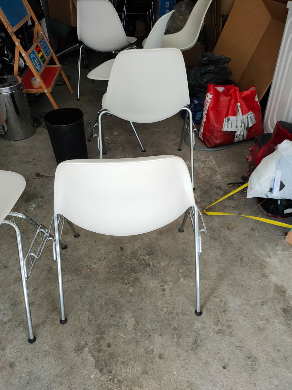 Vitra Sedie: 6× Vitra Eames Plastic Side Chair | DSS – Usato da Bern venduto da Berna22 9