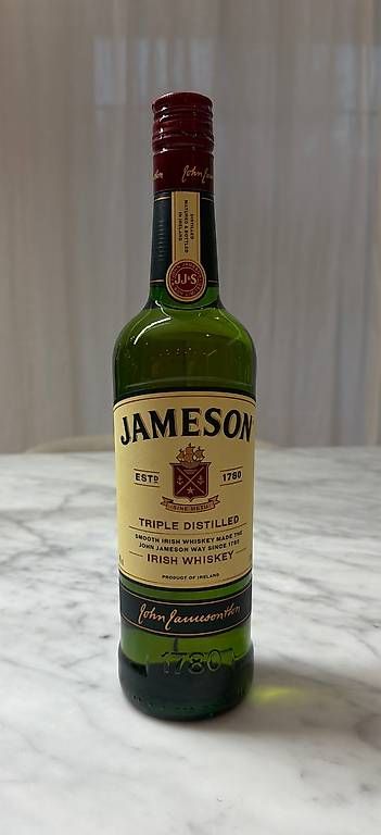 Spiritueux: Jameson Irish Whiskey – D'occasion à Roggwil TG par est_r5x7