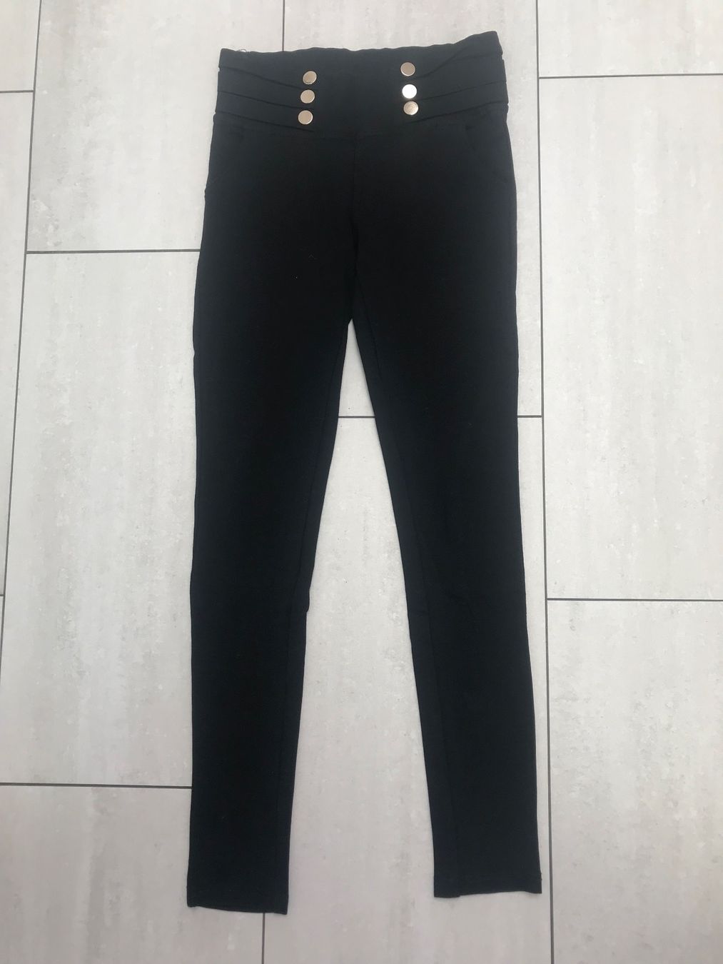 Pantaloni: Hose Damen stretch schwarz Gr.XS / 34 – Usato da Wädenswil venduto da JJ15