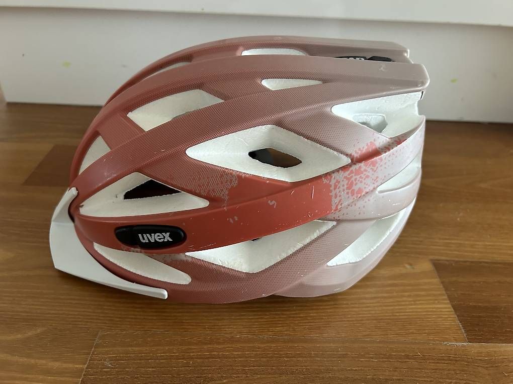 Caschi: Velohelm UVEX Junior 52-57 – Usato da Flawil venduto da cowgirl2010