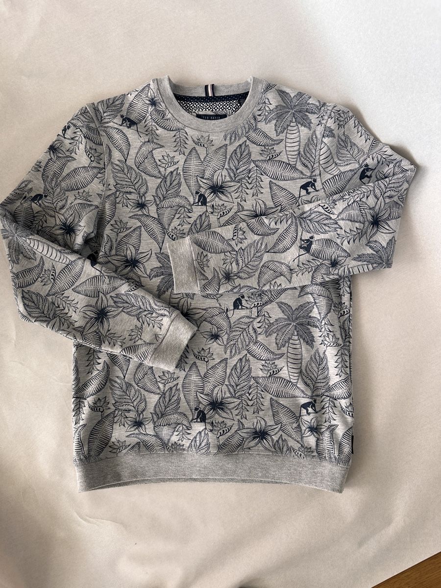 Maglioni & Felpe: Ted Baker Pullover, ungetragen, Grösse M, Grau – Nuovo (secondo la descrizione) da Balzers venduto da Olivenblatt