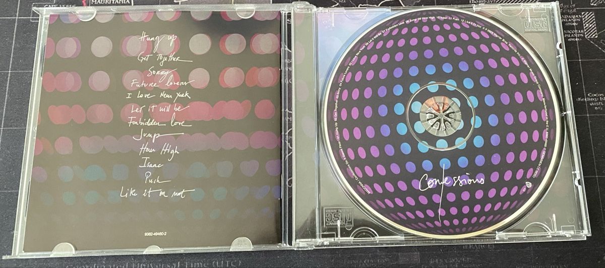 CD: Madonna Confessions on a Dance Floor CD mit Booklet – Nuovo (secondo la descrizione) da Allschwil venduto da Deal_Tiger99 1
