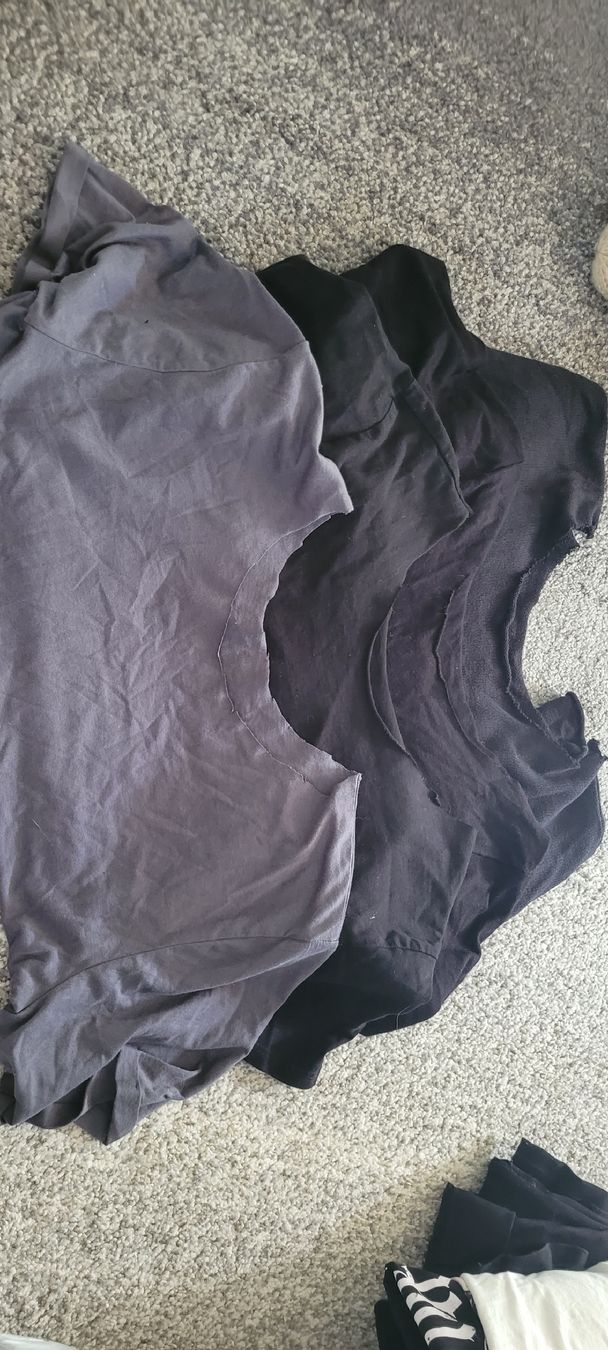 Lotti & Set di vestiti: Hauts fille M – Usato da Farvagny-le-Grand venduto da Nayanis