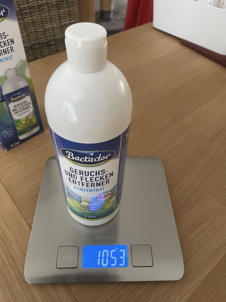 Prodotti di pulizia: Bactador Geruchs- und Flecksentferner Konzentrat 1 Liter – Usato da Aarau Rohr venduto da keedom 1