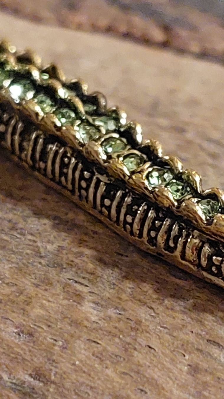 Broches & Aiguilles: Grosse Krokodil Brosche mit Strass - 14 cm – Neuf (Voir description) à Oberwil BL par Hunajakakku 5