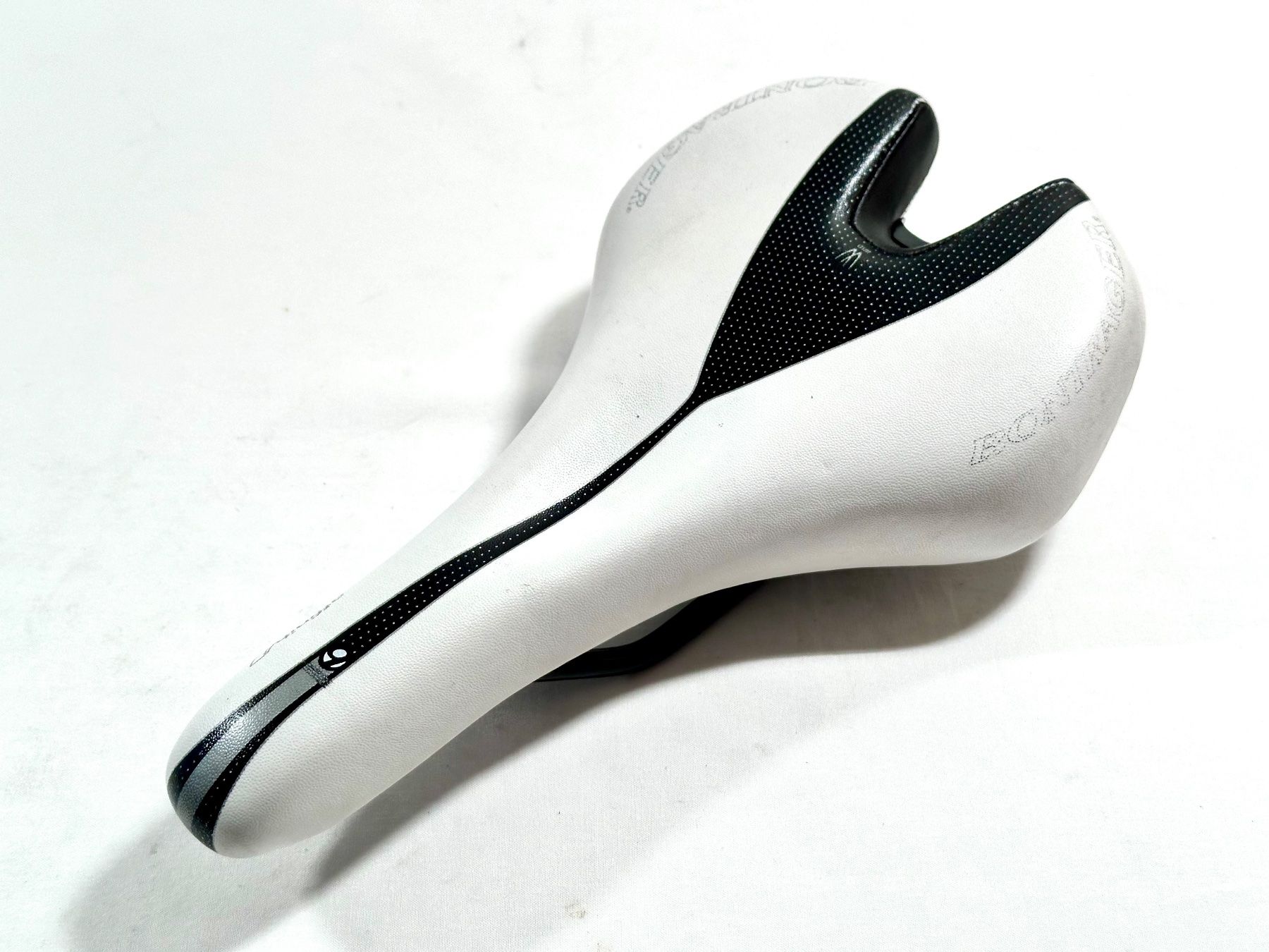 Ersatzteile: BONTRAGER affinity 1 Leather Saddle Sattel 290g – Gebraucht aus Luzern von bikeandbeltcom 1