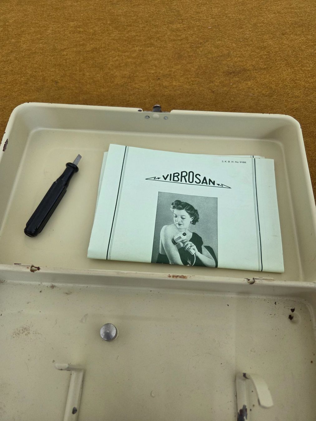 Massagegeräte: Vintage Massagegerät Vibrosan - 1958 – Gebraucht aus Hünenberg von pma_dm5g 5
