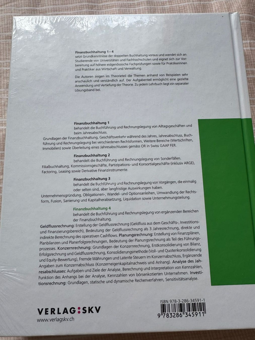 Libri: Finanzbuchhaltung 4 – Nuovo e nell'imballaggio originale da Winterthur venduto da oElao 1