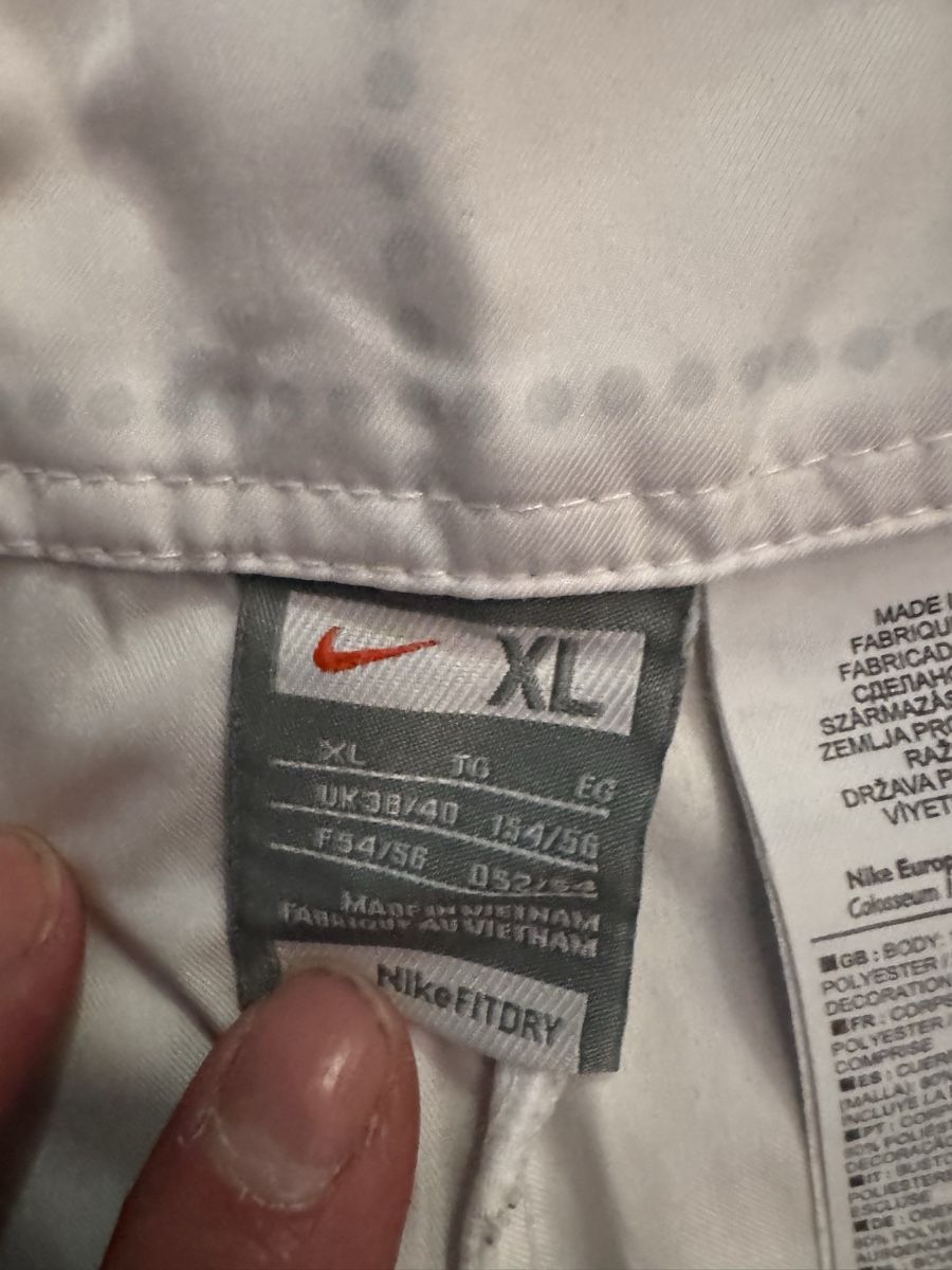Pantaloni: Tennishose – Usato da Wettingen venduto da Chuljaa 1