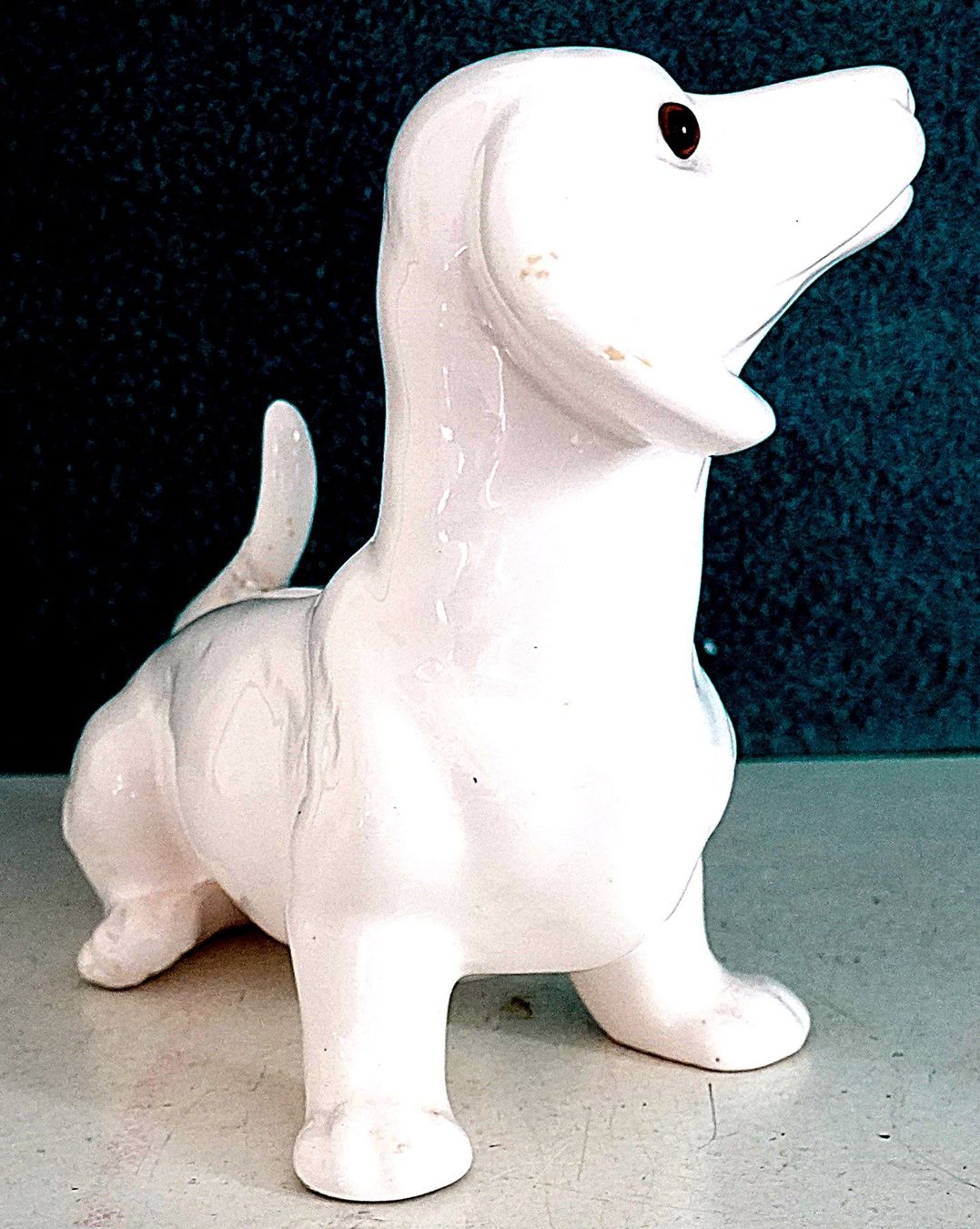 Figurines: Weisser Dacke mit Perlen Augen Steingut – D'occasion à Baar par 2cvbaar 1