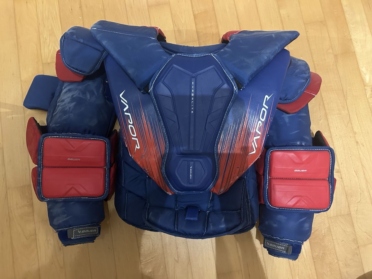 Bauer Protezioni & Imbottiture: Bauer Hyperlite Goalie Brustpanzer - Grösse Senior L – Usato da Neuheim venduto da 11butzero