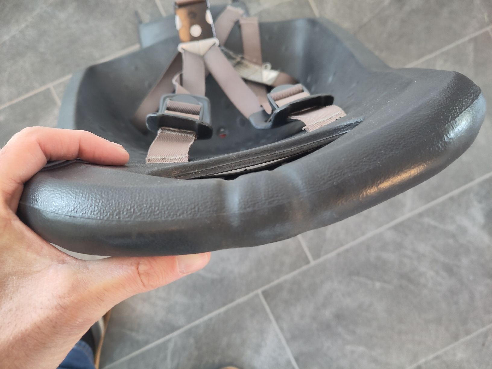 Thule Pezzi di ricambio: Thule Yepp Maxi EasyFit Black – Usato da Affoltern am Albis venduto da blubberblubb 3