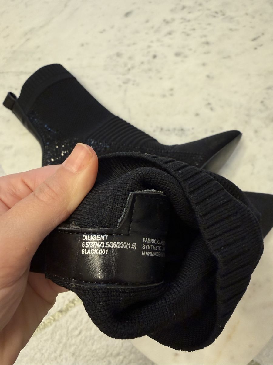 Steve Madden Scarpe da donna: High Heel Boots Steve Madden (37) – Nuovo (secondo la descrizione) da Genève venduto da cat_8jbv 2