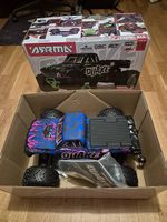 Arrma Quake 223s