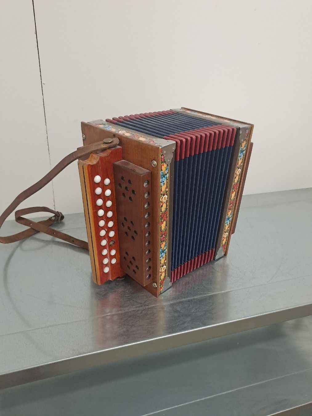 Instruments de musique: langnauer orgeli – D'occasion à Villeneuve par BibiVintage